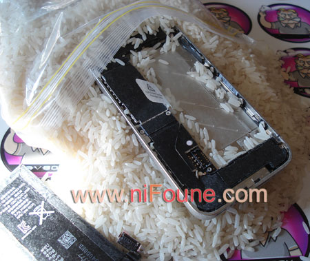 comment reparer iphone 4 qui a pris l'eau